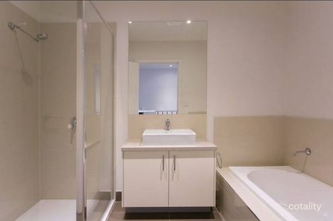 Property photo of L1-09/5 Culcairn Drive Frankston South VIC 3199