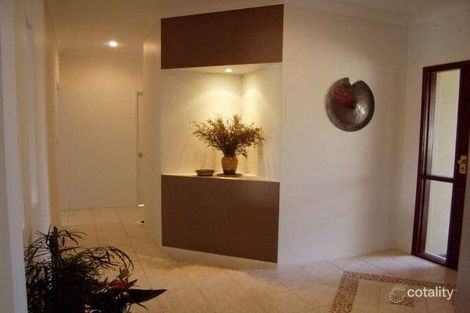 Property photo of 9 Shorehaven Place Varsity Lakes QLD 4227