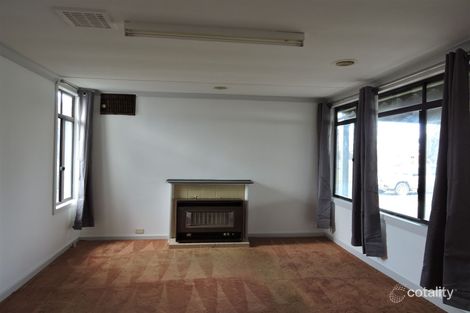 Property photo of 23 Steven Crescent Ararat VIC 3377