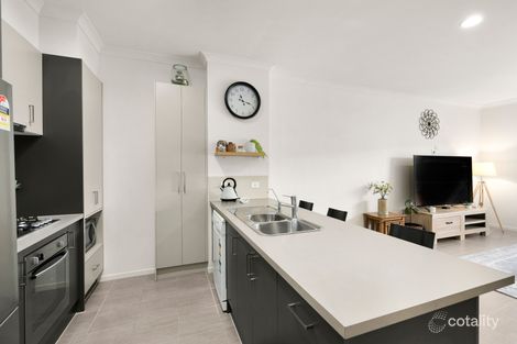 Property photo of 38 Grenville Walk Lalor VIC 3075