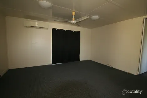 Property photo of 21 Campbell Street Emerald QLD 4720