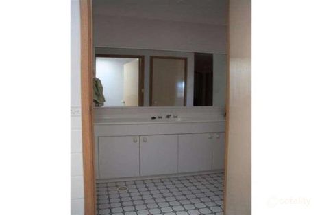 Property photo of 2/1 Beyer Place Currans Hill NSW 2567