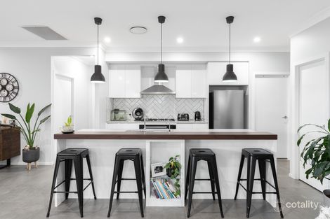 Property photo of 28 Jamboree Avenue Leppington NSW 2179