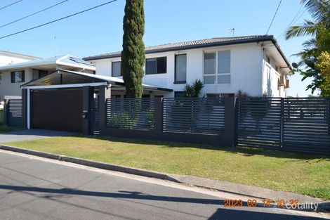 17 Margaroola Ave, Biggera Waters, QLD 4216