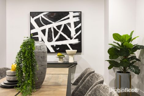 Property photo of 7 Standard Avenue Box Hill VIC 3128