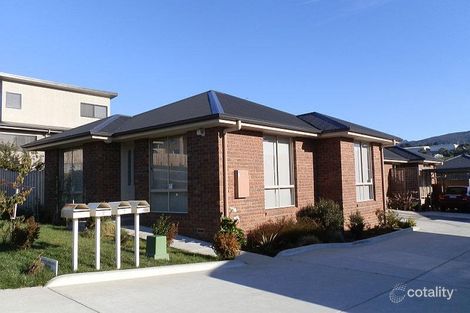 2/36 Queens Pde, Kingston, TAS 7050