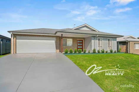 13 Nadine St, Sanctuary Point, NSW 2540