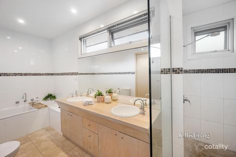 Property photo of 6 Parkview Crescent Hampton East VIC 3188