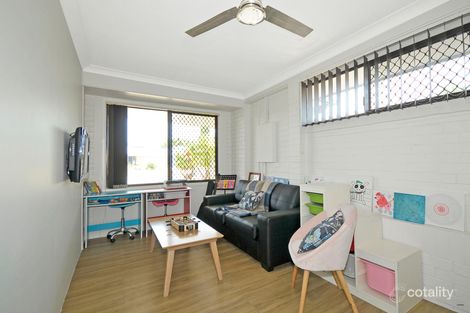 Property photo of 18 Almond Court Elanora QLD 4221