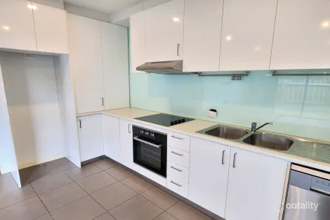 Property photo of 3/89 Purinuan Road Reservoir VIC 3073