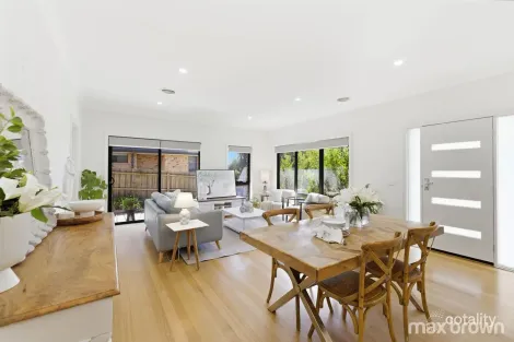 Property photo of 1/32 Dorset Road Croydon VIC 3136