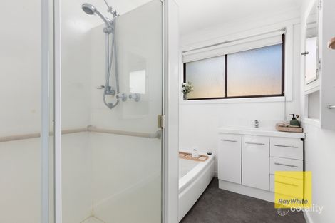 2/9 Emerald Ct, Belmont, VIC 3216