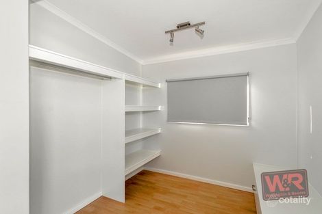 16 Patricia Cl, Mckail, WA 6330