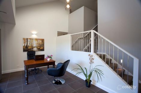 Property photo of 38 Renwick Drive Renwick NSW 2575