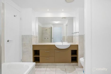 Property photo of 17/2 Geraldton Drive Varsity Lakes QLD 4227