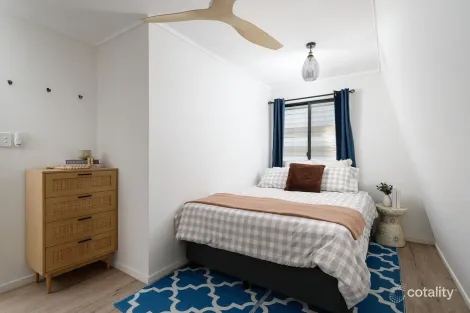 Property photo of 2/11 Double Island Drive Rainbow Beach QLD 4581