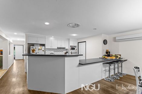 Property photo of 2 Appaloosa Place Pine Mountain QLD 4306