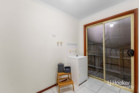 Property photo of 5 Shelley Place Hoppers Crossing VIC 3029