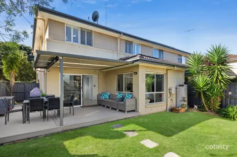 Property photo of 213 Macpherson Street Warriewood NSW 2102