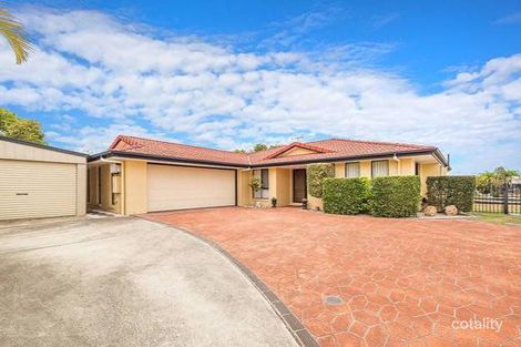 Property photo of 15 Bowsprit Crescent Banksia Beach QLD 4507