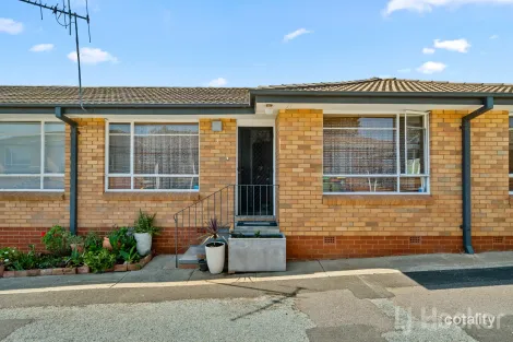 Property photo of 3/4 Gerald Street Queanbeyan NSW 2620