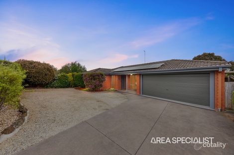 50 Leigh Dr, Pakenham, VIC 3810