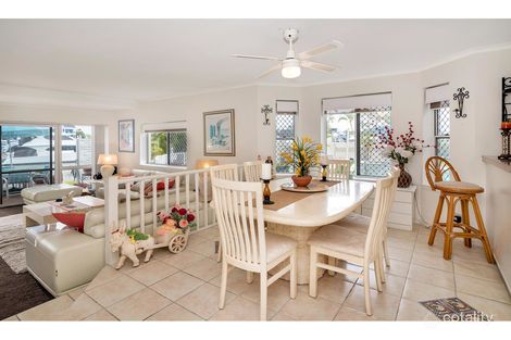 Property photo of 9/3 Marina Crescent Hollywell QLD 4216