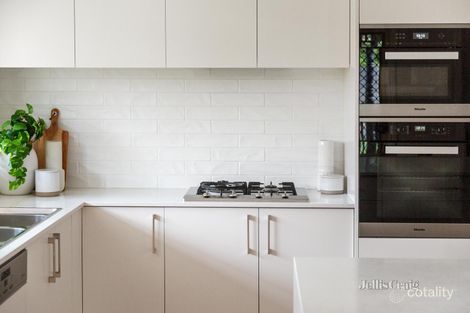 Property photo of 31 Ray Drive Balwyn North VIC 3104