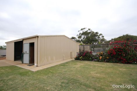 Property photo of 4 Cedar Crescent Strathalbyn WA 6530