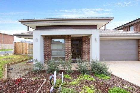 Property photo of 21 Hartland Drive Cranbourne North VIC 3977