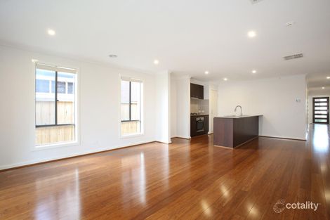 Property photo of 21 Hartland Drive Cranbourne North VIC 3977