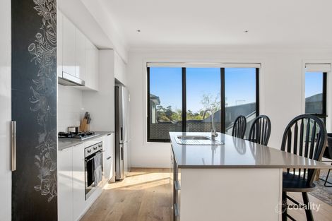 Property photo of 18 Kepsi Place Croydon VIC 3136