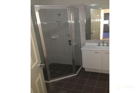 Property photo of 79 Northlakes Drive Cameron Park NSW 2285