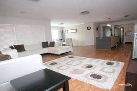 Property photo of 4 Valhalla Place Craigieburn VIC 3064