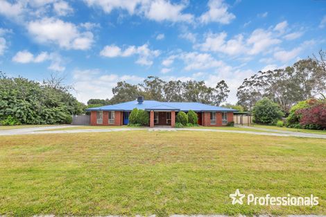 16 Battersea Rd, Canning Vale, WA 6155