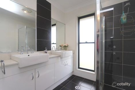Property photo of 2 Ash Close Goulburn NSW 2580