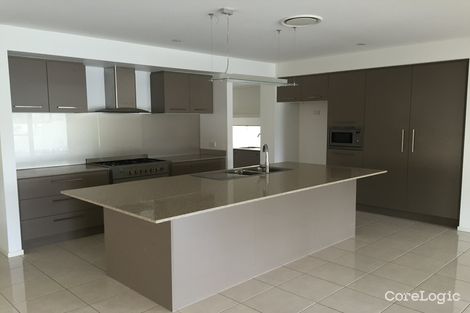 Property photo of 8 Paraka Court Mountain Creek QLD 4557