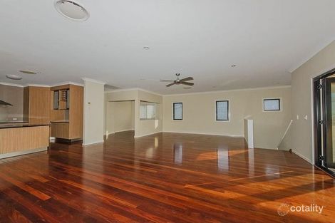 Property photo of 5 Saint Paul Crescent Varsity Lakes QLD 4227