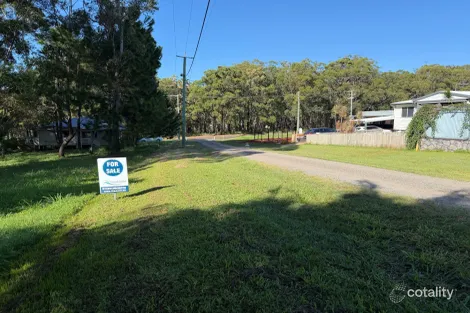 9 Oak St, Russell Island, QLD 4184