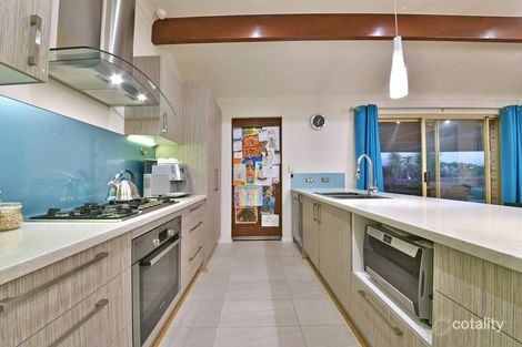 Property photo of 2 Bennevis Turn Kinross WA 6028