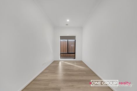 Property photo of 9 Soldier Road Wollert VIC 3750