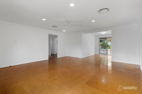 Property photo of 6 Blaxland Avenue Paradise Point QLD 4216