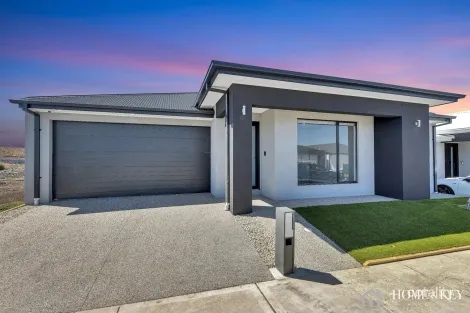 24 Stilt St, Kalkallo, VIC 3064