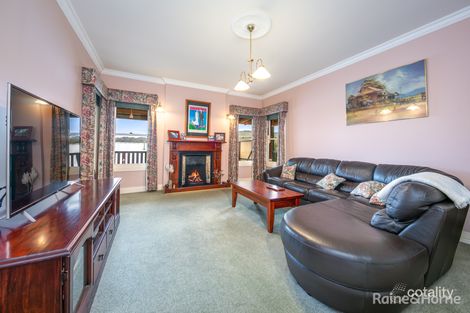 Property photo of 46 Balmoral Circuit Sunbury VIC 3429
