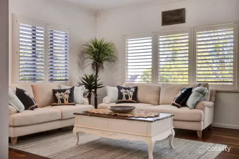 Property photo of 7 Batt Street Hyde Park QLD 4812