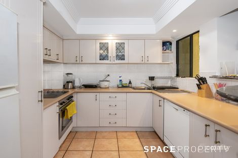 2/247 Boundary St, Spring Hill, QLD 4000