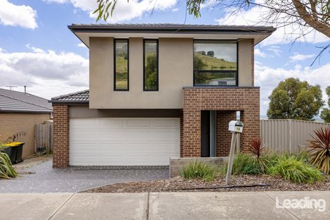 10 Wedmore Cres, Sunbury, VIC 3429