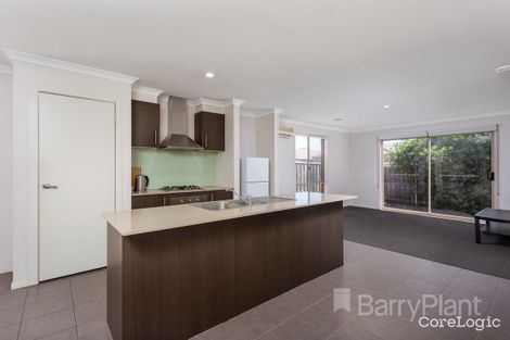 Property photo of 22 Andie Way Tarneit VIC 3029