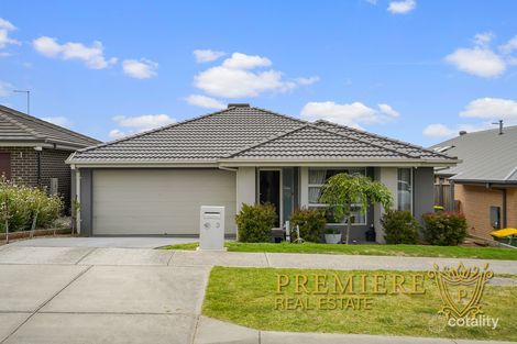 Property photo of 3 Embling Street Pakenham VIC 3810