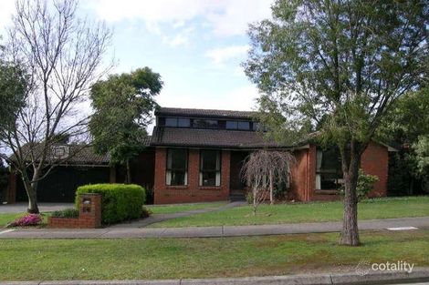 Property photo of 2 David Close Bayswater North VIC 3153